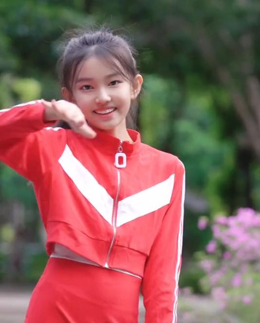 宋小睿为什么会被那么多人黑(疑似纵容粉丝诋毁TNT) 宋小睿为什么会被那么多人黑(疑似纵容粉丝诋毁TNT)