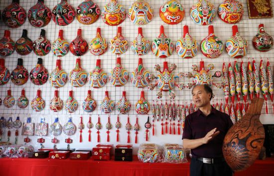 凤翔泥塑:小“泥货” 大作为