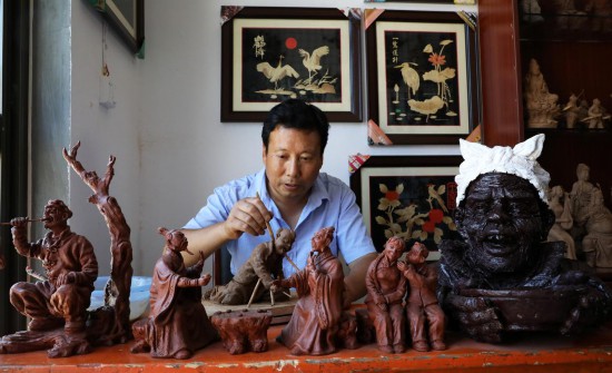 凤翔泥塑:小“泥货” 大作为