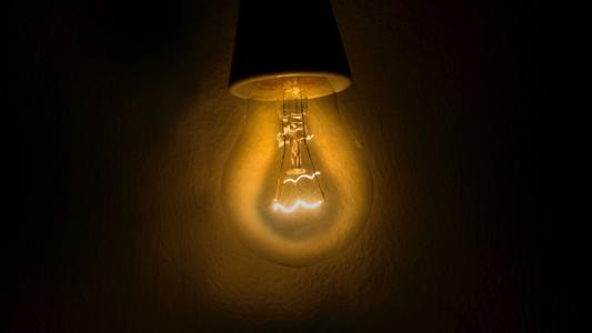 电灯泡商标注册属于第几类? 电灯泡商标注册属于第几类?