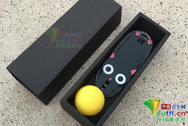 大四女生发明“宿舍关灯神器”获国家专利 大四女生发明“宿舍关灯神器”获国家专利