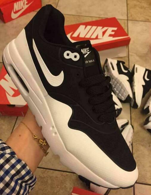 揭秘:假冒注册商标商品鞋生产链 黑工厂组织严密还设质检部 揭秘:假冒注册商标商品鞋生产链 黑工厂组织严密还设质检部