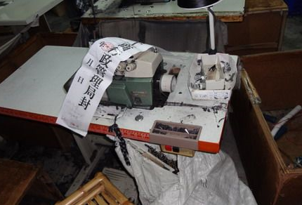 梅州大埔一制衣作坊假冒加工名牌成衣被查