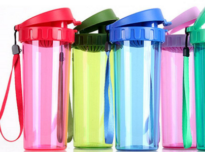 某淘宝店标注特百惠假冒注册商标 非法获利136万