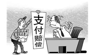 未开封的桶装水竟有蜘蛛 消费者获得厂家10倍补偿