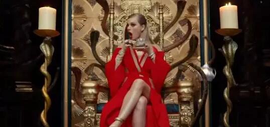 霉霉彻底黑化了!新歌撕遍整个欧美圈 霉霉彻底黑化了!新歌撕遍整个欧美圈