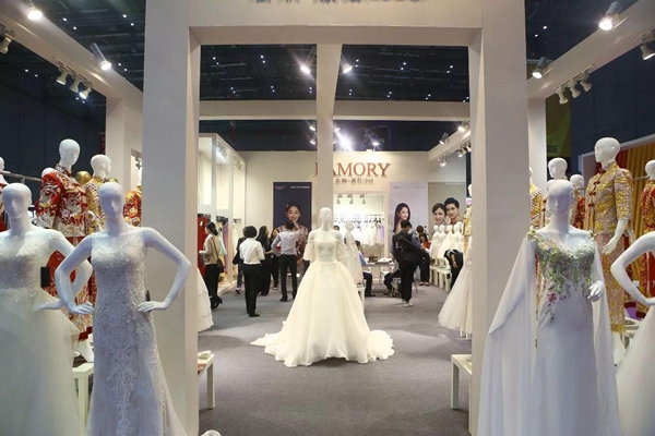 来一场最美的相遇 中国女装品牌正迎新发展