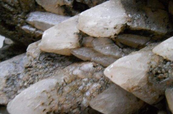 石英石属于第几类商标? 石英石属于第几类商标?