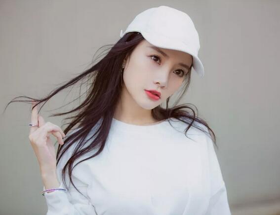 “李小璐”被注册成洗发水商标，网友：做头发