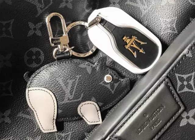 大牌们的猪年限定真是丑到令人“猪”叫 大牌们的猪年限定真是丑到令人“猪”叫