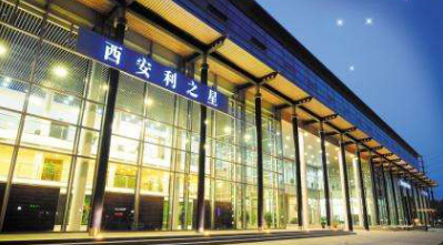 奔驰女司机“撒泼”走红后,维权没想象中那么难了? 奔驰女司机“撒泼”走红后,维权没想象中那么难了?