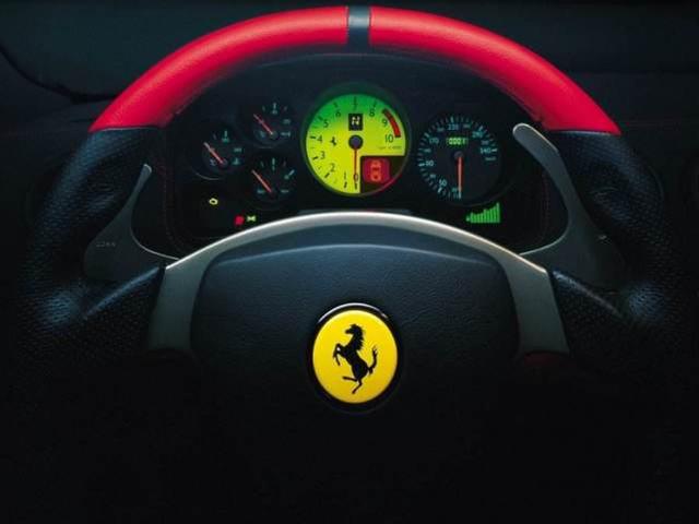 以“动物”为标志的汽车,路上见到记得避让,碰坏了卖车也赔不起